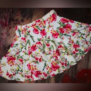 Lush ladies peplum flowy flower skirt